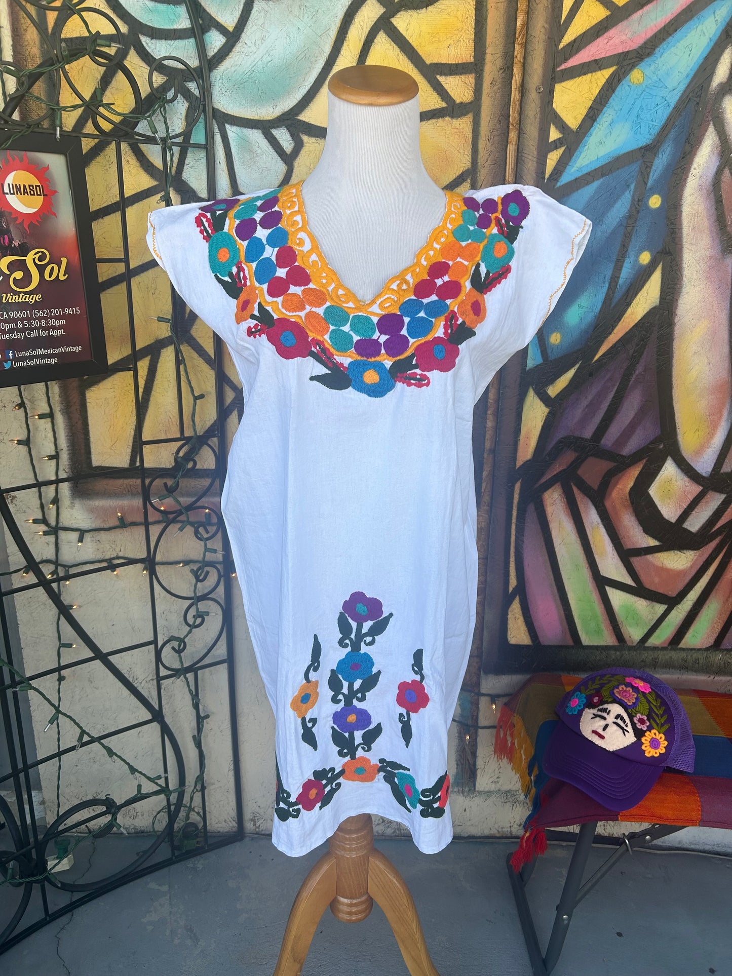 Women’s Mexican Embroidered Short Huipil Dress