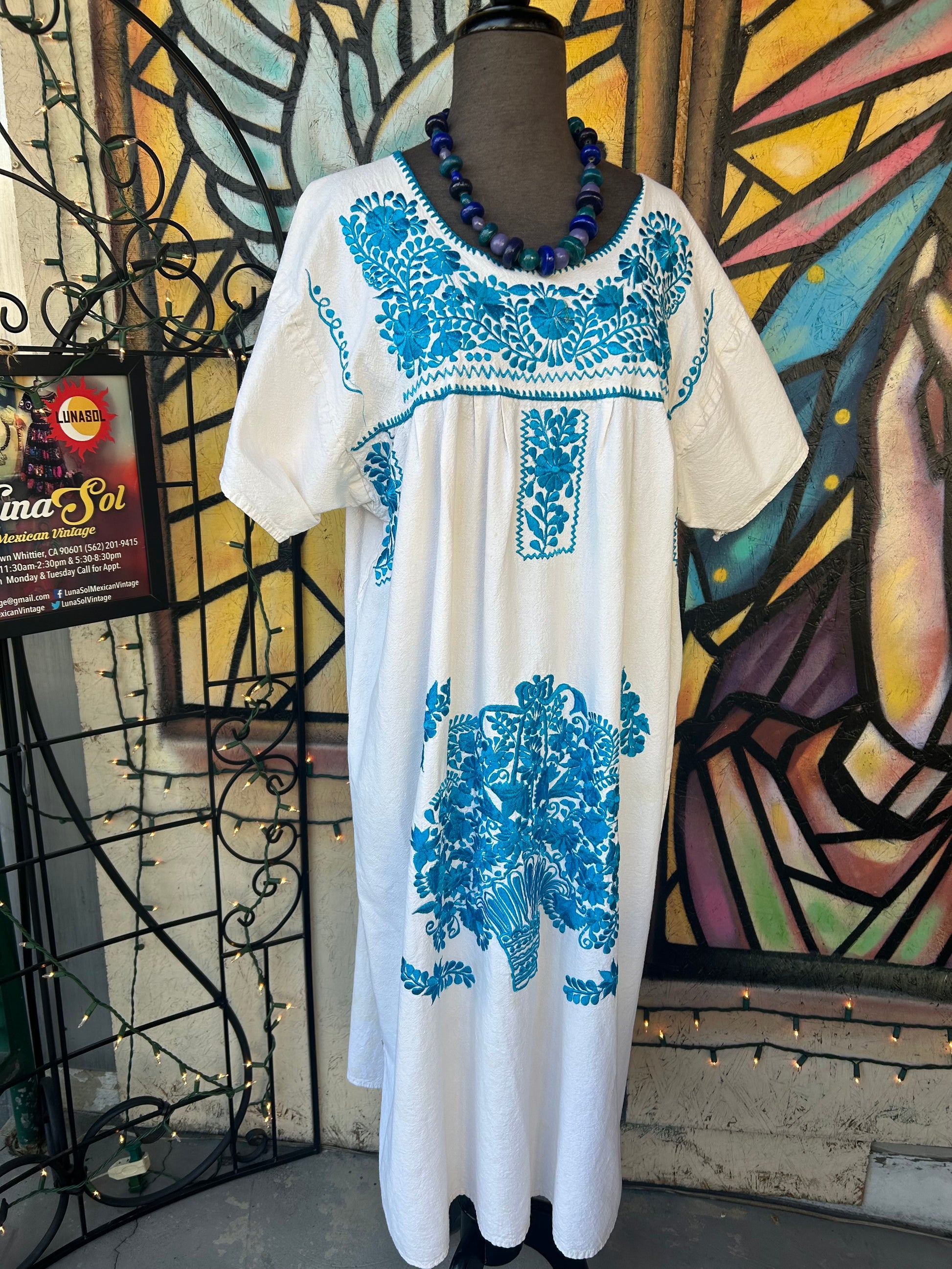 Women's Mexican Vintage Embroidered Dress LunaSol Women's Mexican Vintage Embroidered Dress LunaSol